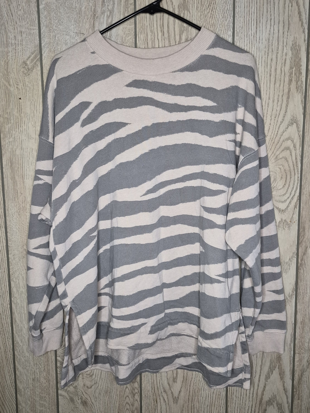 American Eagle Outfitters Cream & Gray Zebra-Stripe Pullover Sweatshirt